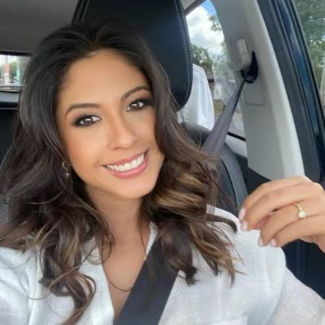 <em>Alejandra A.</em>